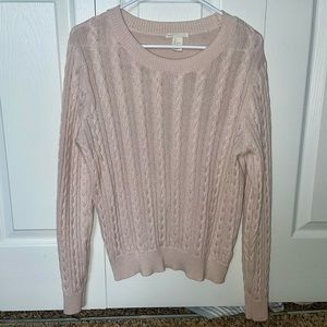 this baby pink sweater is so comfy and thin, looks so good and it’s loose
